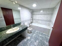 UE Square (D9), Apartment #613312001